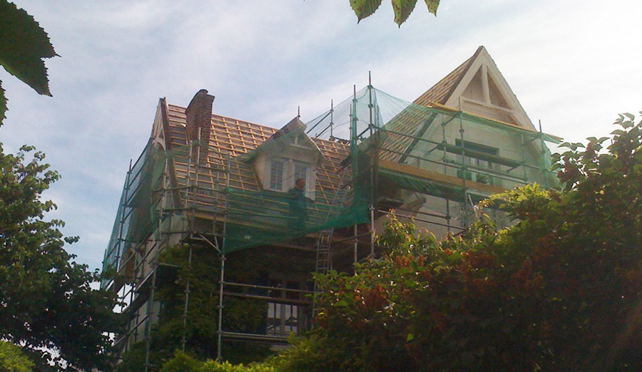 Rénovation de toiture à Rueil Malmaison dans les Hauts de Seine